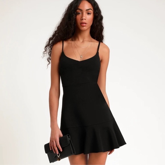 Lulus Dresses & Skirts - Lulus Stylize Black Flounce Hem Mini Dress